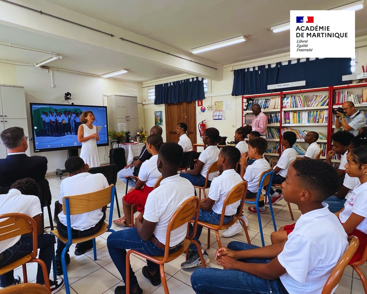 Le parlement des Enfants : nos élèves du collège Perrinon sélectionnés ...